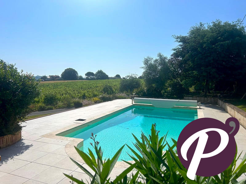 Maison - 170 m² - 5 pièces