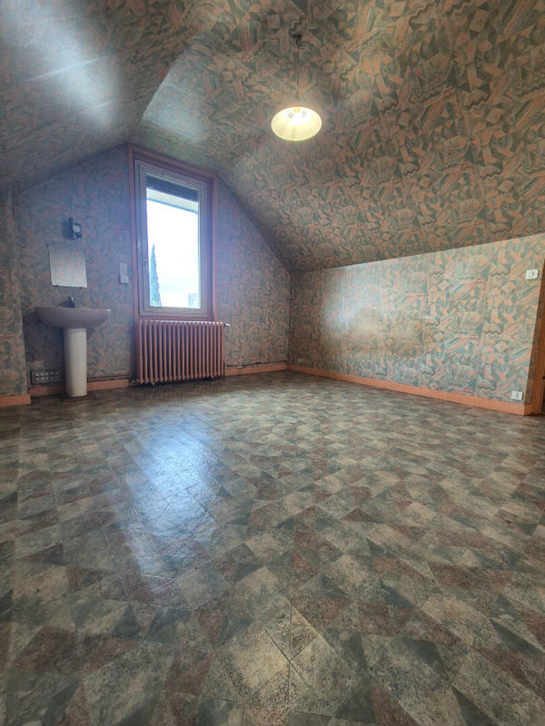 Maison - 117 m² - 6 pièces