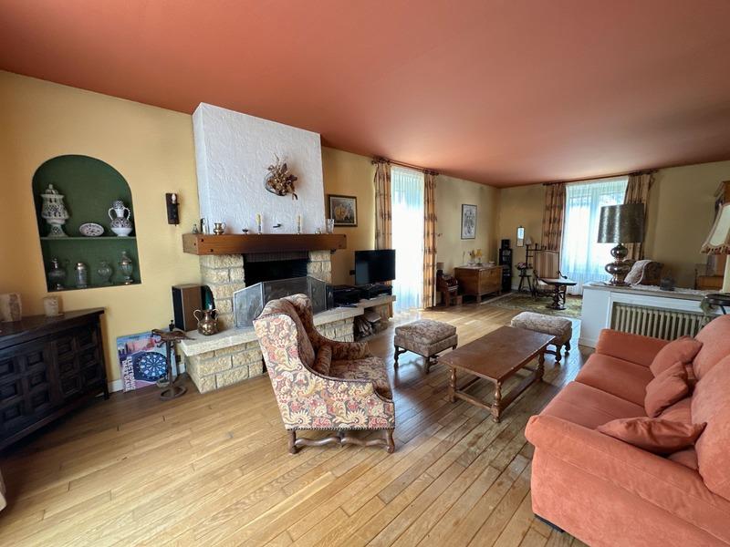 Maison bourgeoise - 192 m² - 6 pièces