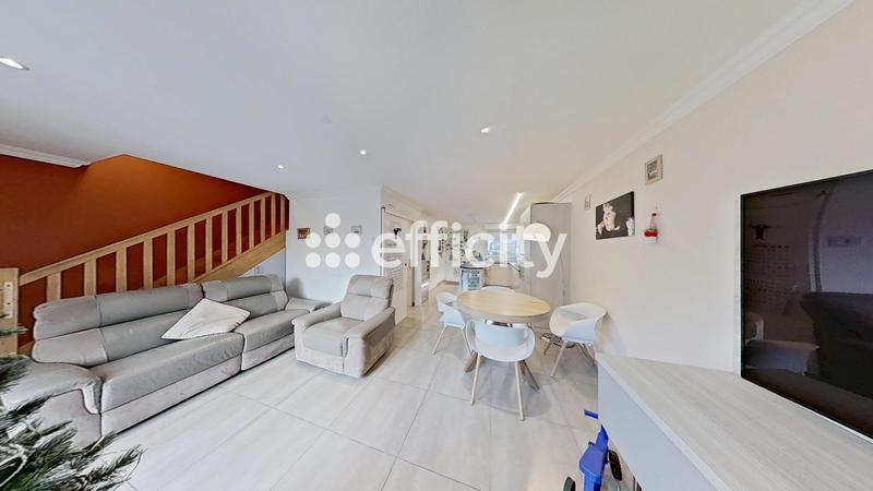 Maison - 110 m² - 4 pièces