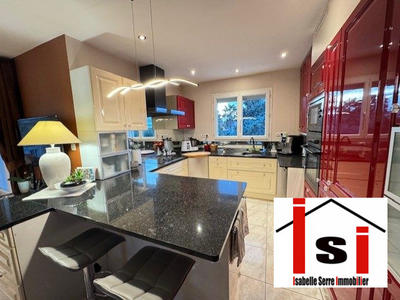 Villa - 150 m² - 7 pièces