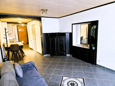 Appartement - 85 m² - 5 pièces