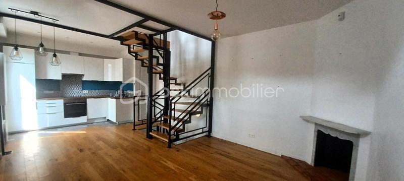 Maison - 98 m² - 5 pièces