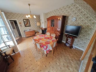 Maison ancienne - 105 m² - 5 pièces