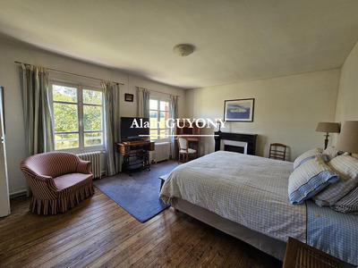 Maison - 158 m² - 7 pièces