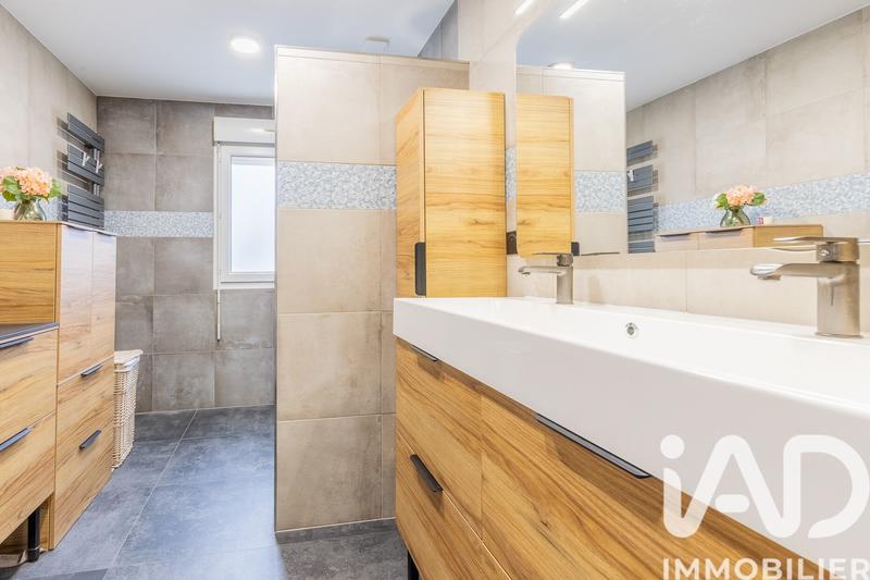Maison - 107 m² - 4 pièces