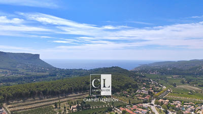 Villa - 295 m² - 5 pièces