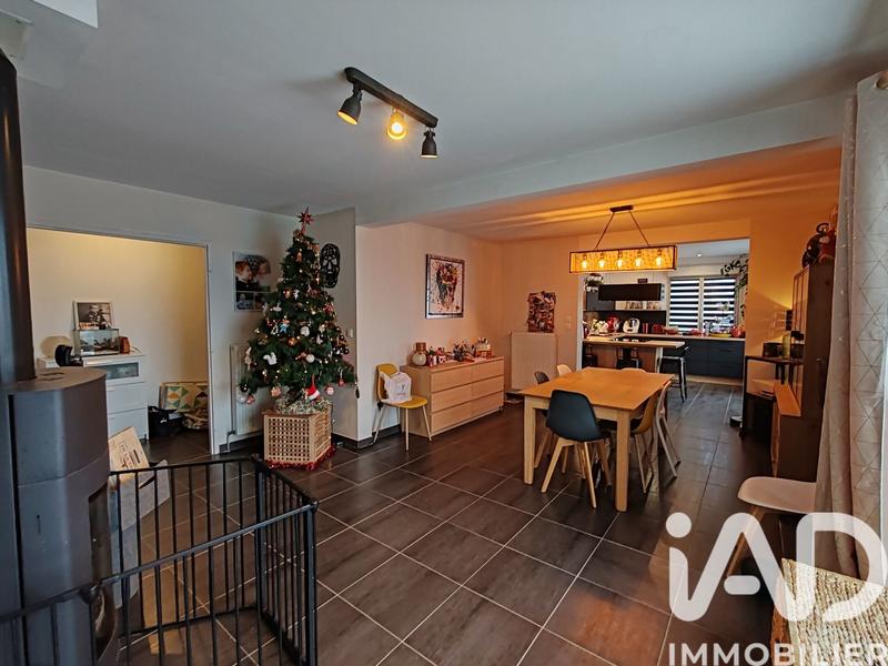 Maison - 203 m² - 8 pièces