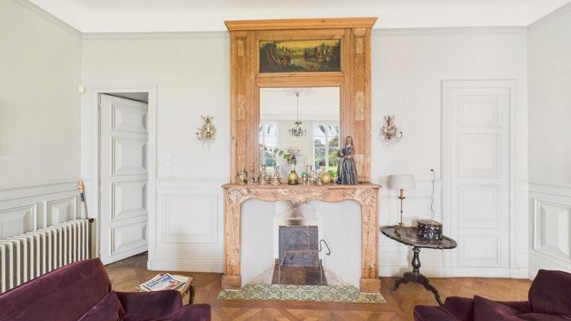 Propriété - 700 m² - 13 pièces