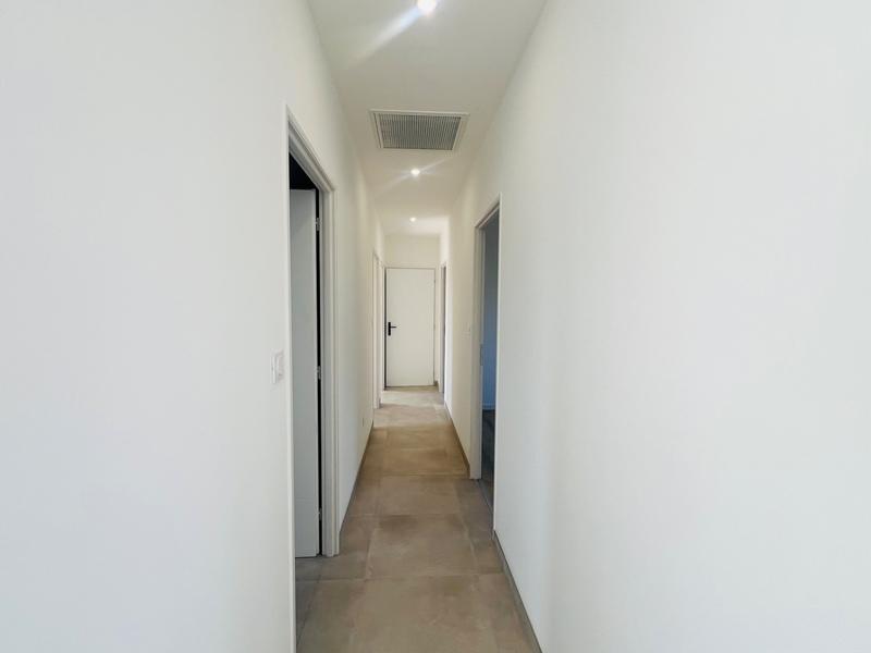 Pavillon - 130 m² - 5 pièces