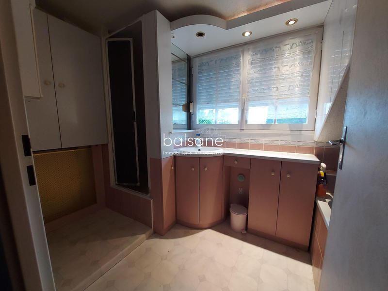 Maison - 114 m² - 8 pièces