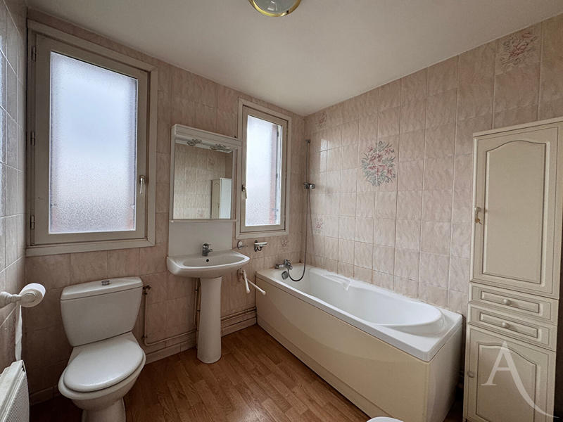 Maison - 100 m² - 5 pièces