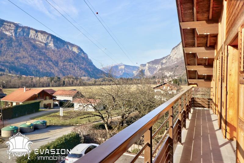 Appartement - 111 m² - 4 pièces