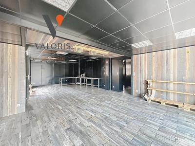 Local commercial - 117 m² - 4 pièces