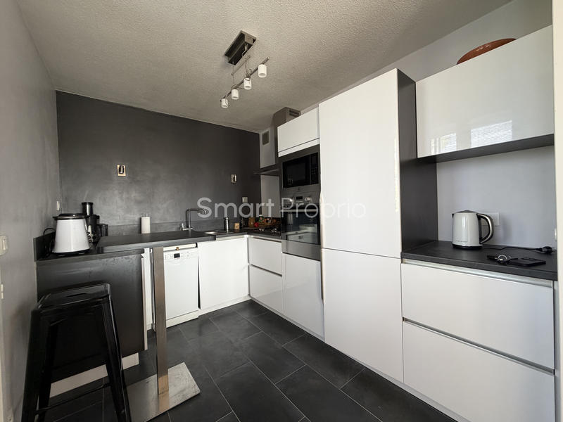 Appartement - 84 m² - 4 pièces