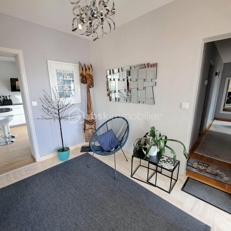 Maison - 146 m² - 6 pièces