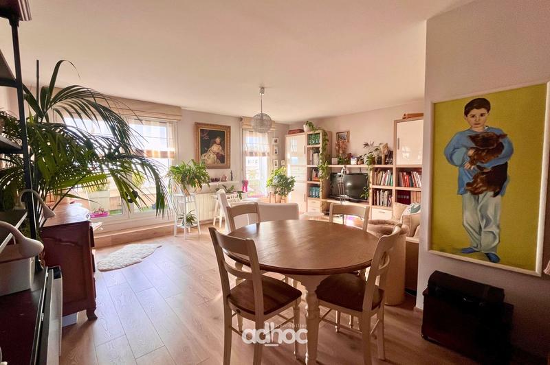 Appartement - 87 m² - 3 pièces