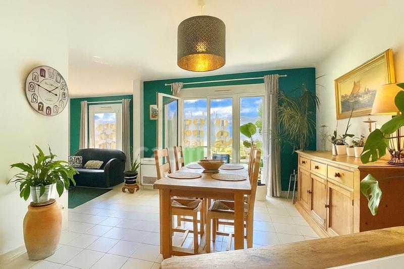 Appartement - 97 m² - 4 pièces