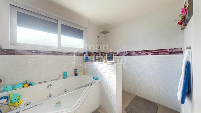 Maison contemporaine - 110 m² - 5 pièces