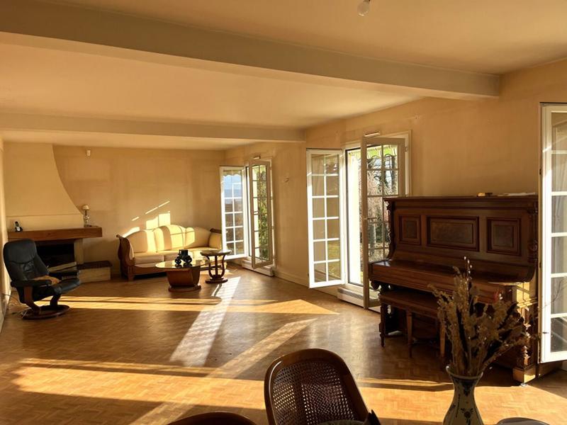 Maison - 170 m² - 6 pièces