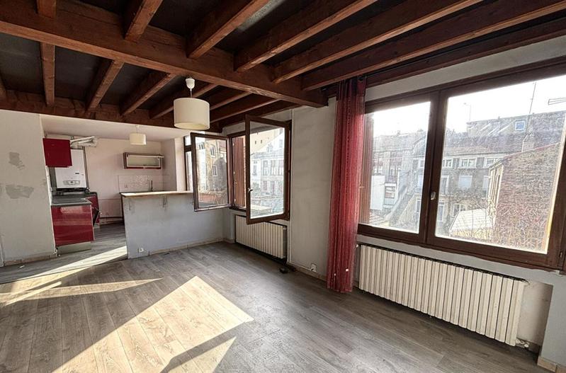 Appartement - 80 m² - 4 pièces