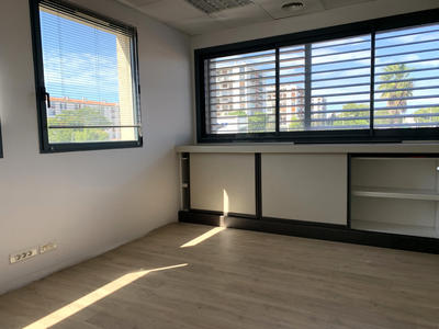 Bureau - 109 m²