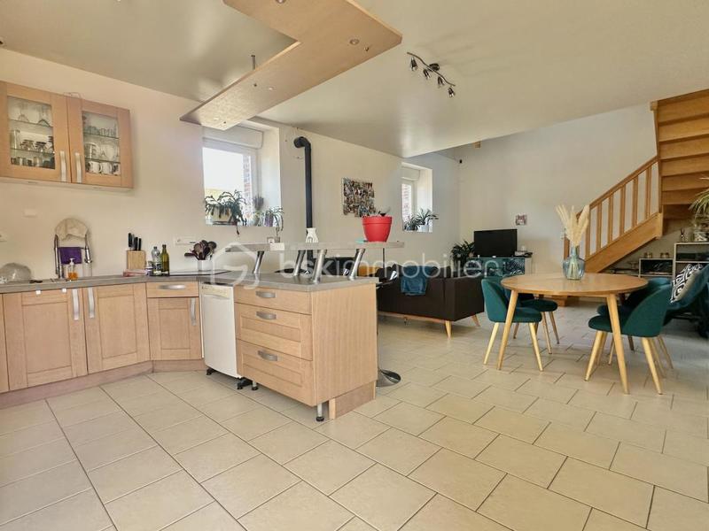 Maison - 85 m² - 8 pièces