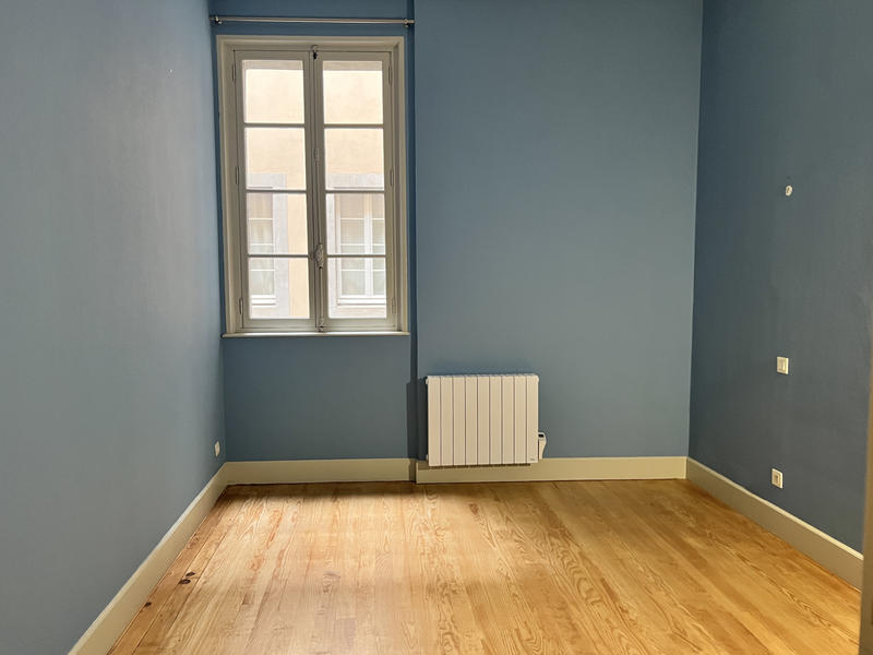 Appartement - 80 m² - 3 pièces