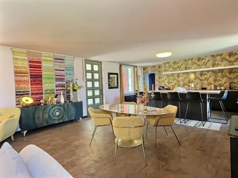 Maison - 99 m² - 5 pièces