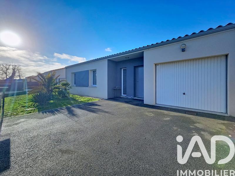 Maison - 93 m² - 4 pièces