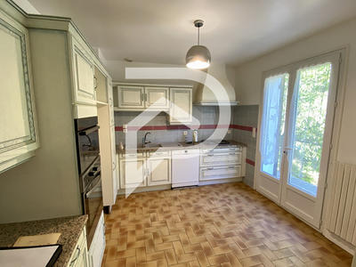 Maison - 108 m² - 6 pièces