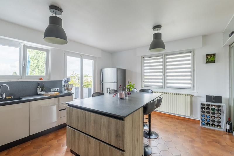 Maison - 136 m² - 7 pièces