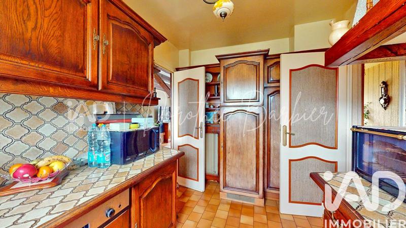 Maison - 96 m² - 6 pièces