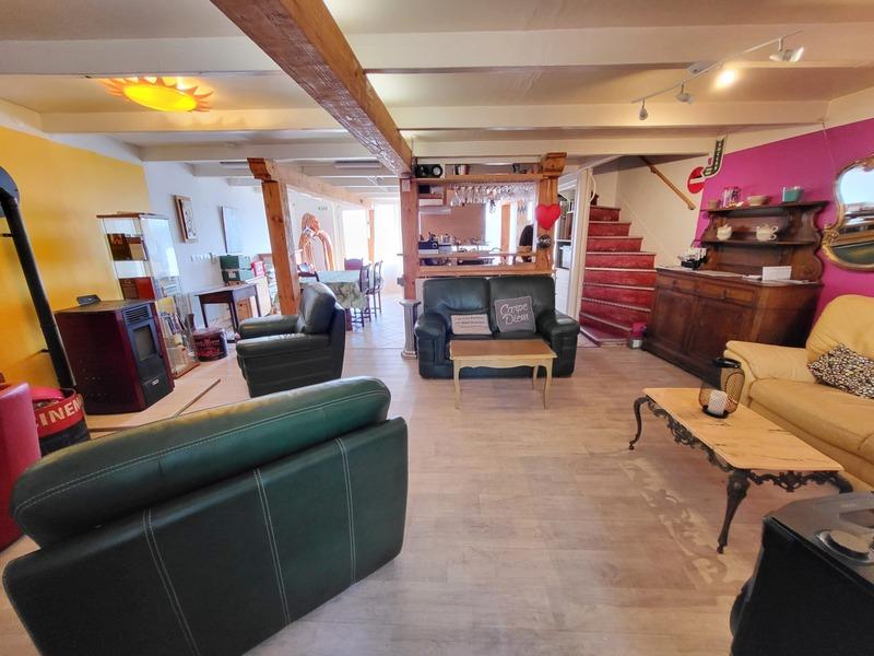 Maison - 110 m² - 7 pièces