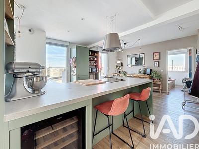 Appartement - 94 m² - 4 pièces