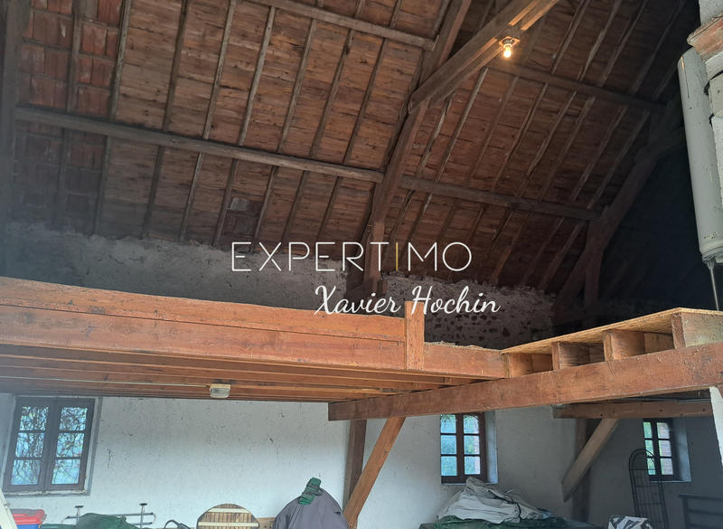 Maison - 277 m² - 7 pièces