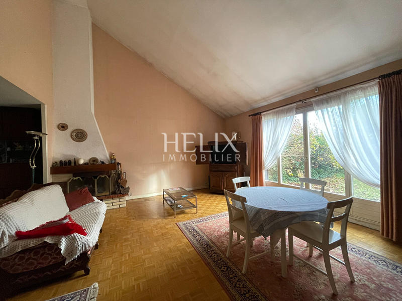 Maison - 105 m² - 6 pièces