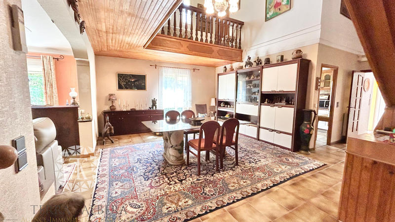 Villa - 163 m² - 5 pièces