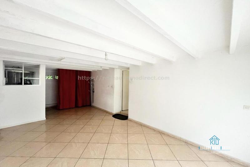 Maison traditionnelle - 114 m² - 4 pièces