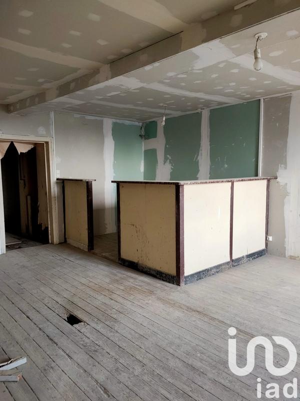 Maison - 180 m² - 8 pièces