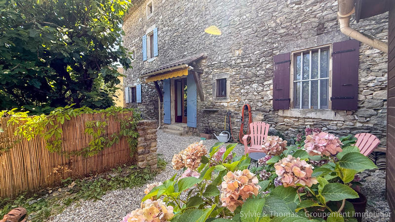 Maison de village - 119 m² - 5 pièces