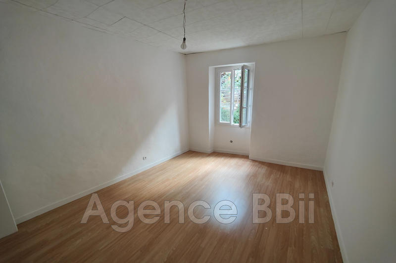 Appartement - 213 m² - 7 pièces