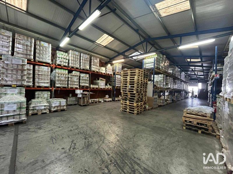 Local commercial - 3 300 m²