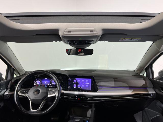 Volkswagen Golf VIII 2.0 Tdi Scr 150 Life Business 1st Dsg7