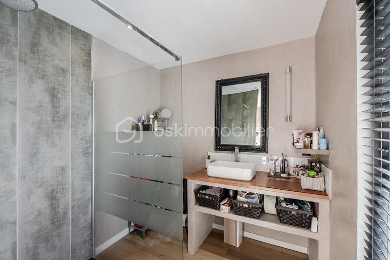 Maison - 163 m² - 5 pièces