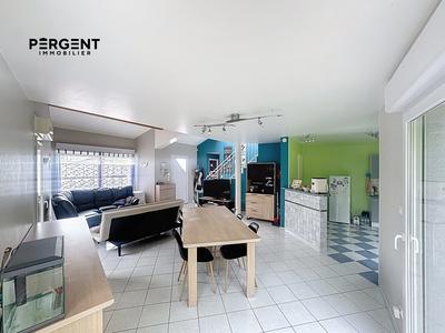 Maison - 120 m² - 5 pièces