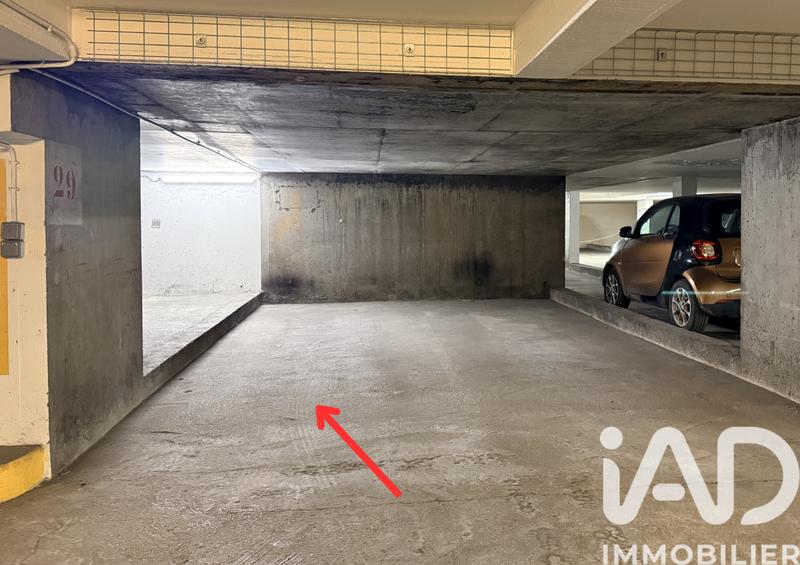 Parking - 14 m²