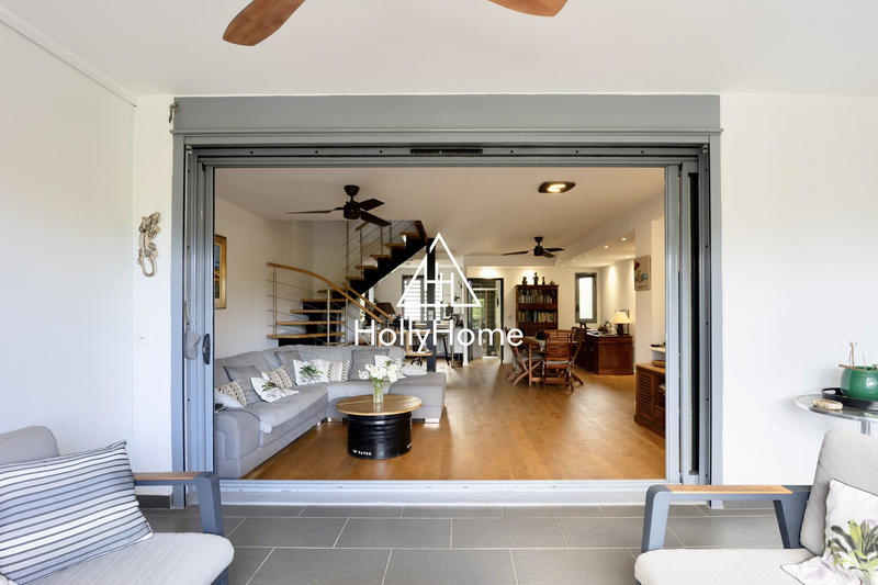 Duplex - 124 m² - 3 pièces