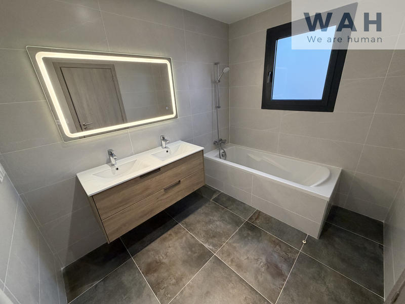 Maison - 131 m² - 5 pièces