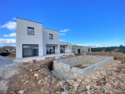 Villa - 146 m² - 5 pièces